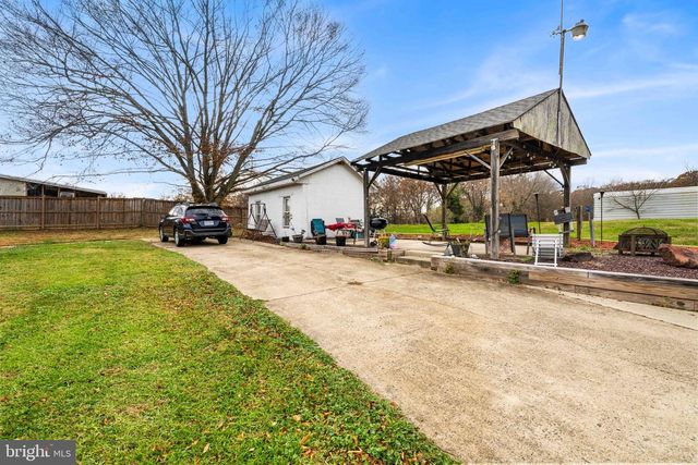 10012 ELLIS RD, Manassas, VA 20111