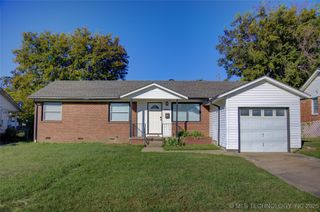 2634 S Sheridan Road, Tulsa, OK 74129