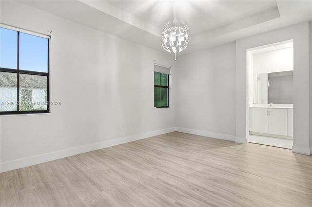 3430 W 106th Terrace 106, Hialeah, FL 33018