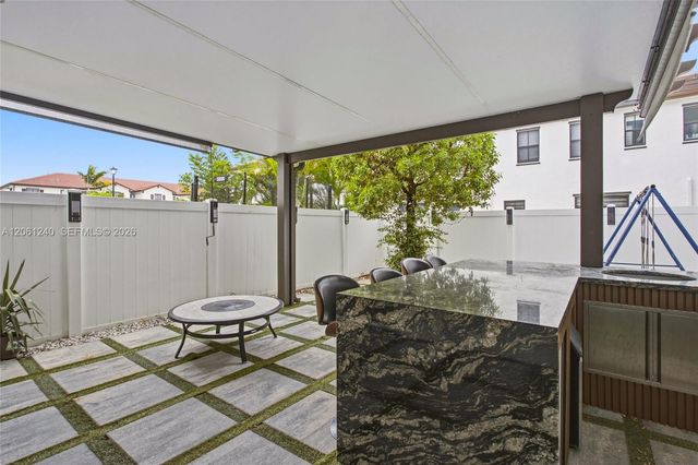 3430 W 106th Terrace 106, Hialeah, FL 33018