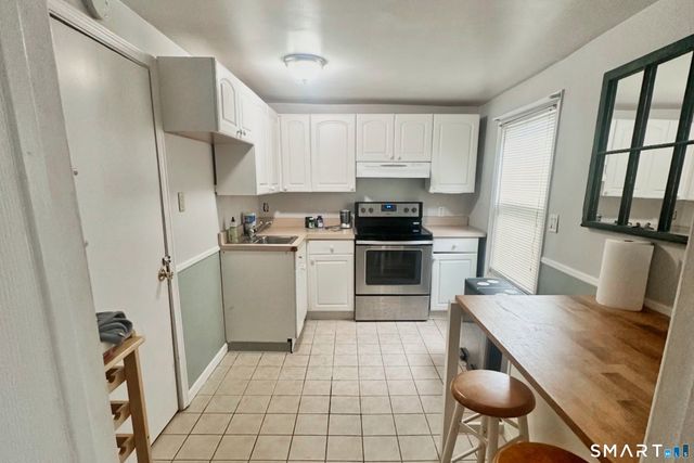 28 Beacon Street, Beacon Falls, CT 06403