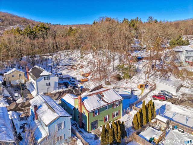 28 Beacon Street, Beacon Falls, CT 06403