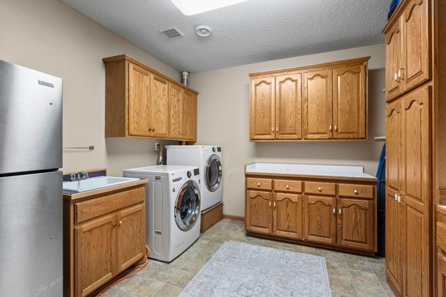 2274 Langston Court NE, Saint Michael, MN 55376