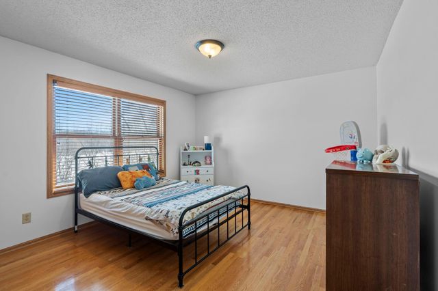 2274 Langston Court NE, Saint Michael, MN 55376