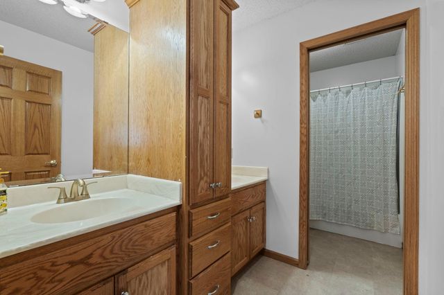 2274 Langston Court NE, Saint Michael, MN 55376