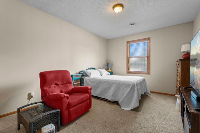 2274 Langston Court NE, Saint Michael, MN 55376