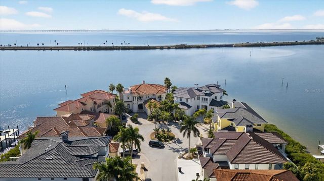 4102 CAUSEWAY VISTA DRIVE, Tampa, FL 33615