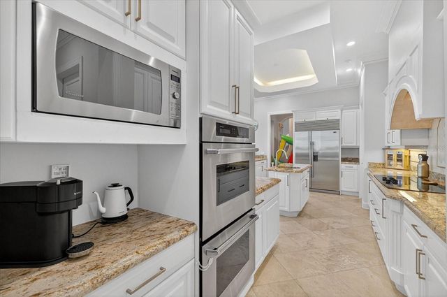 4102 CAUSEWAY VISTA DRIVE, Tampa, FL 33615