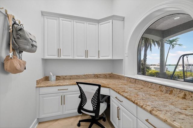 4102 CAUSEWAY VISTA DRIVE, Tampa, FL 33615