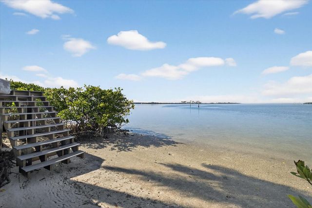 4102 CAUSEWAY VISTA DRIVE, Tampa, FL 33615