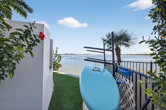 4102 CAUSEWAY VISTA DRIVE, Tampa, FL 33615