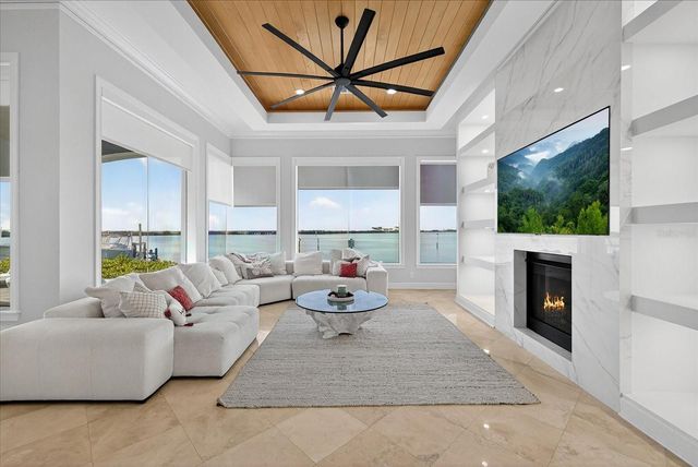 4102 CAUSEWAY VISTA DRIVE, Tampa, FL 33615