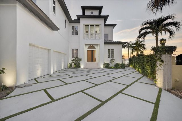 4102 CAUSEWAY VISTA DRIVE, Tampa, FL 33615