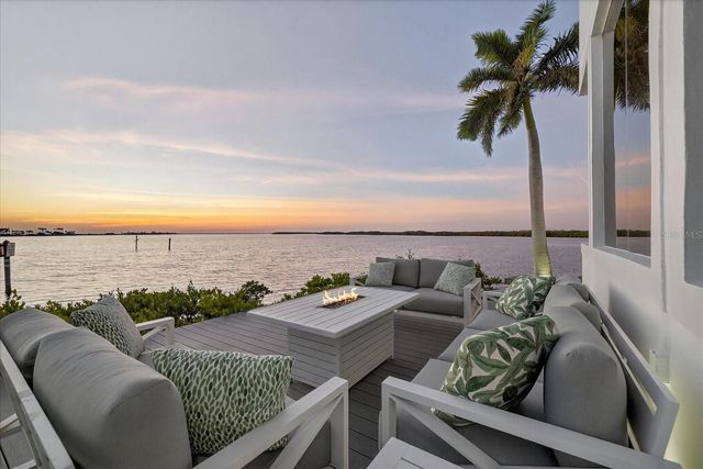 4102 CAUSEWAY VISTA DRIVE, Tampa, FL 33615