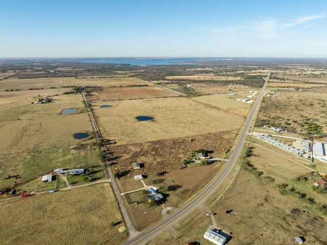 891 Hcr 2124 Loop, Whitney, TX 76692