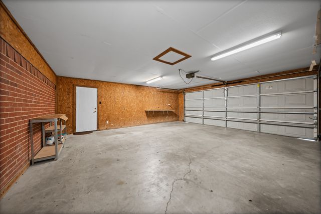 891 Hcr 2124 Loop, Whitney, TX 76692