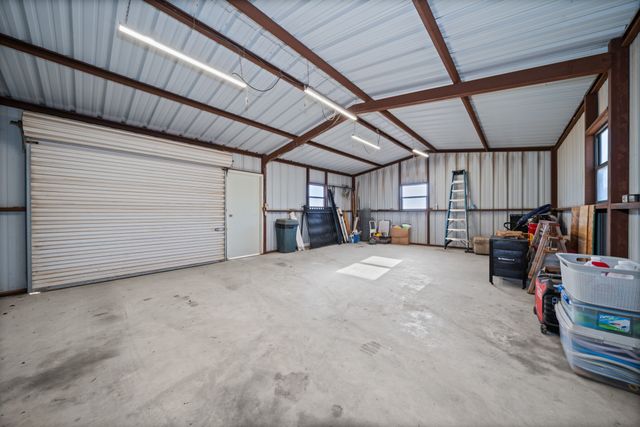 891 Hcr 2124 Loop, Whitney, TX 76692