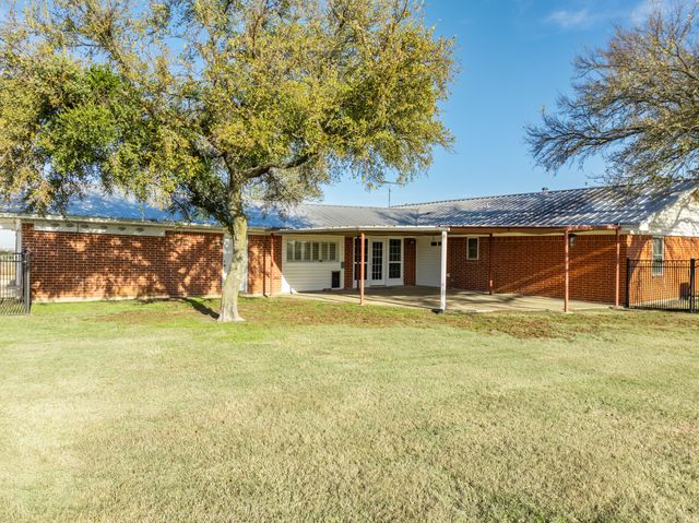 891 Hcr 2124 Loop, Whitney, TX 76692