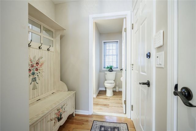 85 E Pointe, Perinton, NY 14450