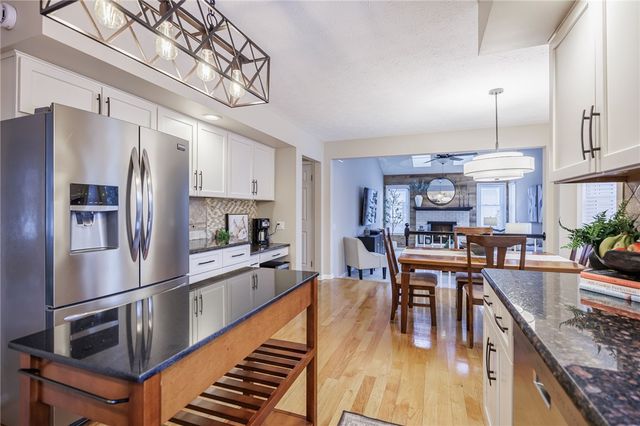 85 E Pointe, Perinton, NY 14450