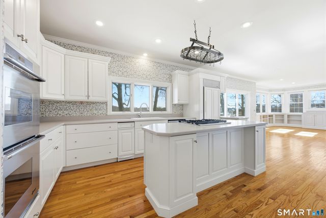 11 Longview Terrace 11, Madison, CT 06443