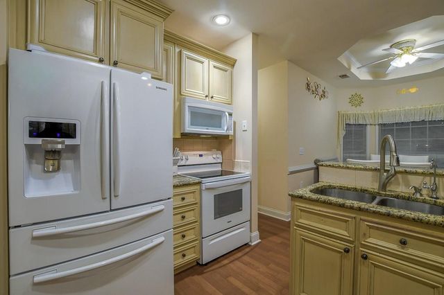 1287 Killian SW Way, Lilburn, GA 30047