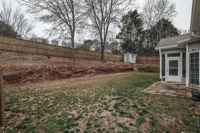 1287 Killian SW Way, Lilburn, GA 30047