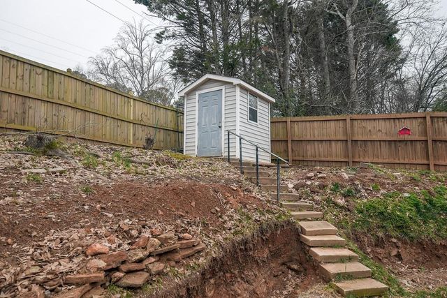 1287 Killian SW Way, Lilburn, GA 30047