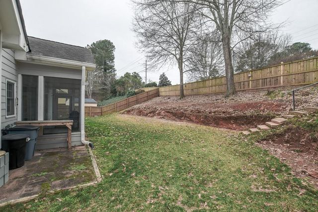 1287 Killian SW Way, Lilburn, GA 30047