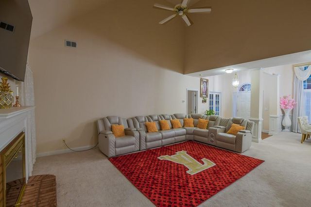 1287 Killian SW Way, Lilburn, GA 30047