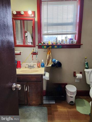 2725 CRAMER ST, Camden, NJ 08105