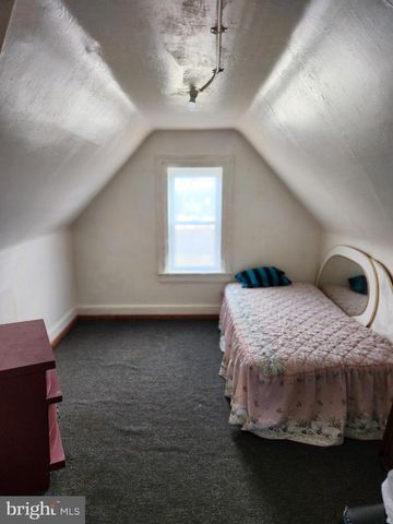 2725 CRAMER ST, Camden, NJ 08105