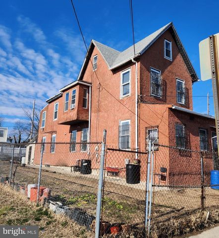 2725 CRAMER ST, Camden, NJ 08105