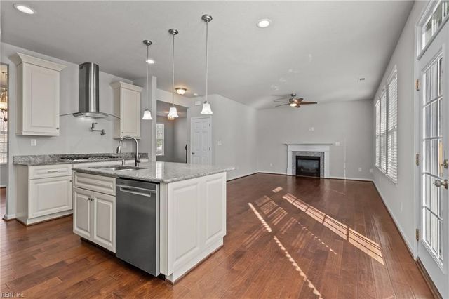 507 Fiddlestick ARCH, Chesapeake, VA 23320