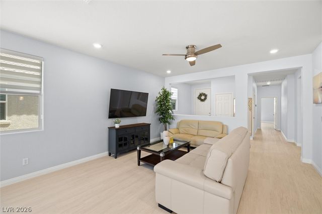 5827 Casa Branca Street, Las Vegas, NV 89148