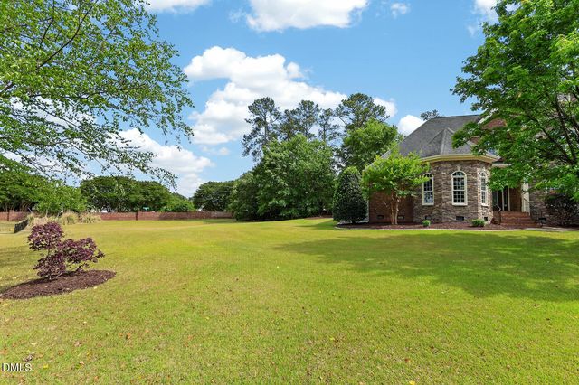 2205 Belvinwood Drive, Fuquay Varina, NC 27526