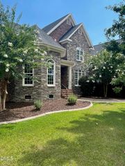 2205 Belvinwood Drive, Fuquay Varina, NC 27526