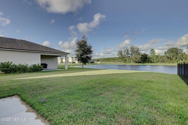 13623 HOLSINGER Boulevard, Jacksonville, FL 32256
