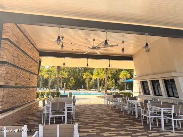 13623 HOLSINGER Boulevard, Jacksonville, FL 32256