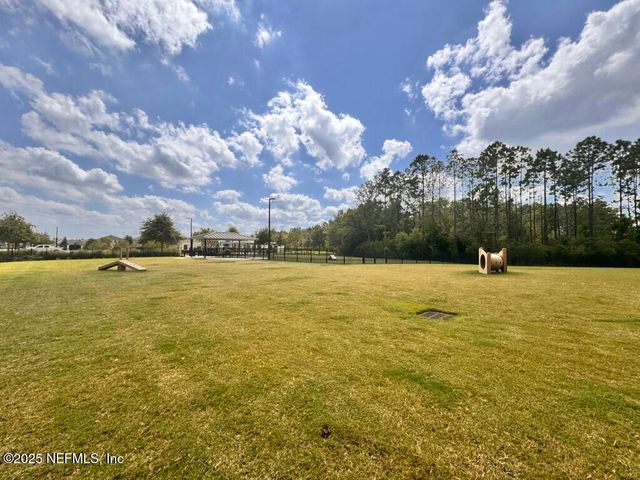 13623 HOLSINGER Boulevard, Jacksonville, FL 32256