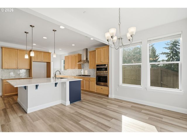 965 W MAGNOLIA Loop, Washougal, WA 98671