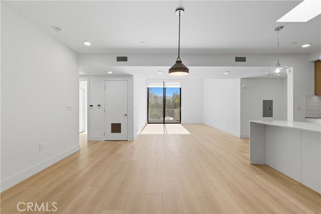 12078 Guerin Street 103, Studio City (los Angeles), CA 91604