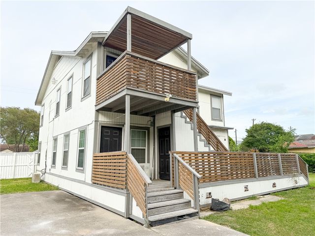 1625 14th St B, Corpus Christi, TX 78404