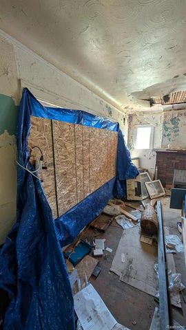 10405 Orangelawn Street, Detroit, MI 48204