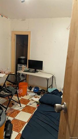 10405 Orangelawn Street, Detroit, MI 48204