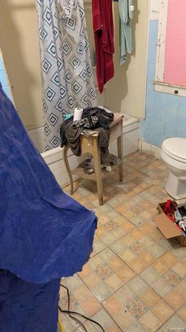 10405 Orangelawn Street, Detroit, MI 48204