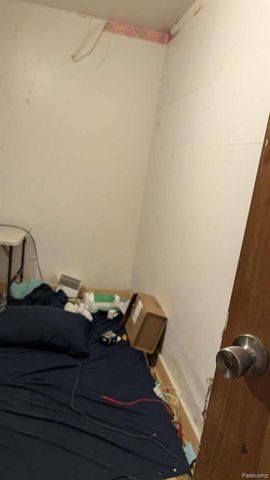 10405 Orangelawn Street, Detroit, MI 48204