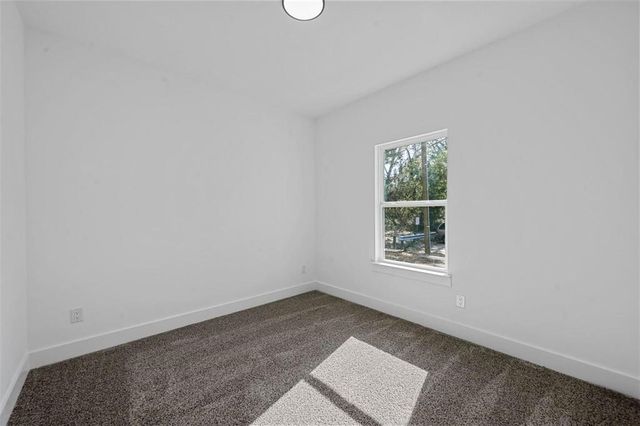 5424 Bourquin Street, Dallas, TX 75210
