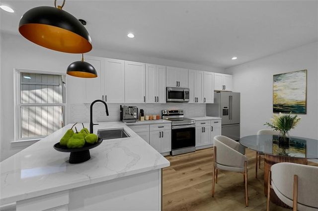 5424 Bourquin Street, Dallas, TX 75210