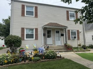 582 Garden Ave, Woodbridge Twp., NJ 07095